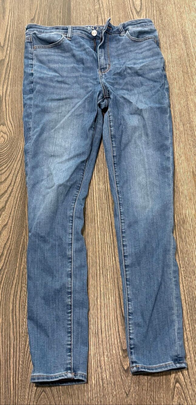American Eagle Women's Next Level Stretch Super High-Rise Jegging Blue Size 8